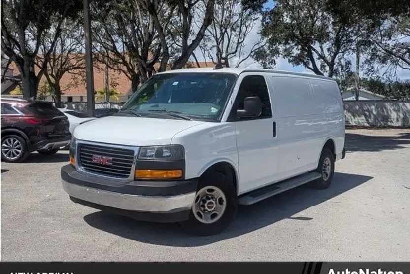 2021 Gmc Savana Cargo 2500 photo 1