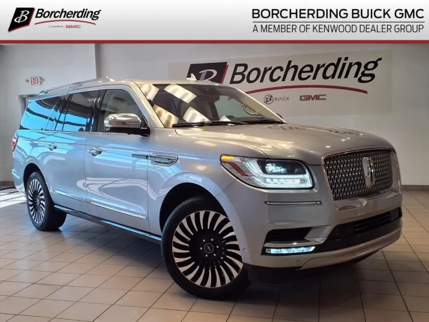 2020 Lincoln Navigator Black Label photo 1
