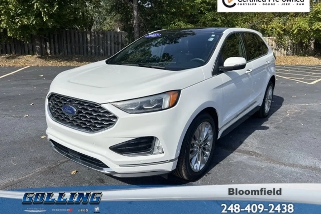 2021 Ford Edge Titanium photo 1