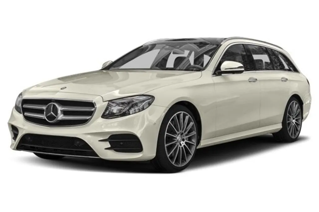 2017 Mercedes Benz E 400 Wagon photo 1