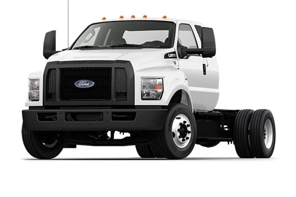 2025 Ford F-650 Base photo 1