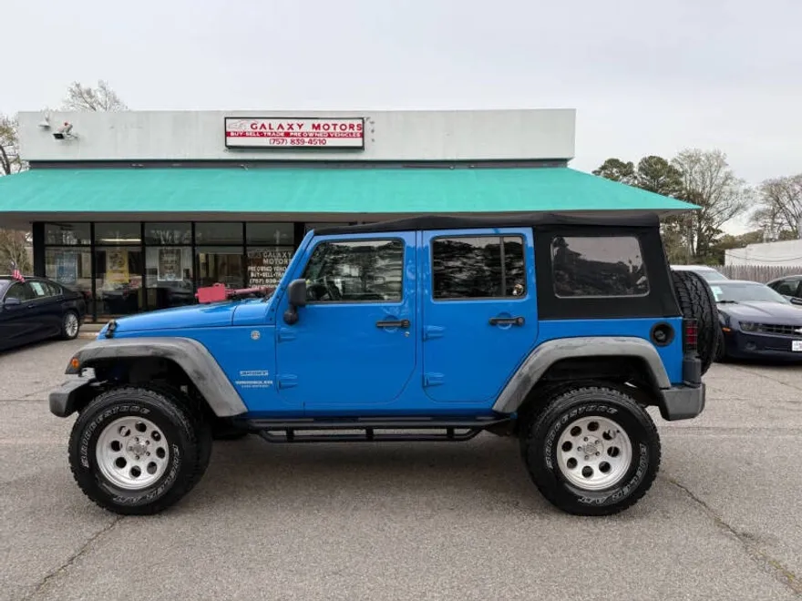2011 Jeep Wrangler Unlimited Sport photo 1