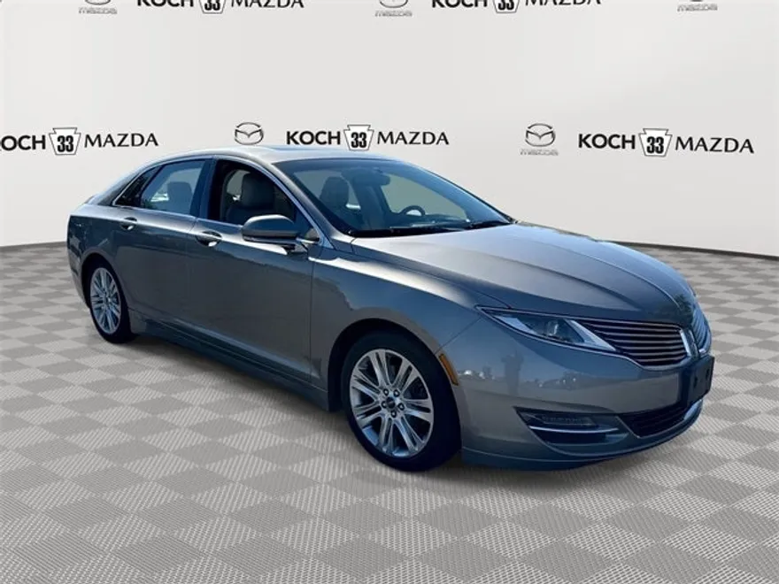 2016 Lincoln MKZ photo 1