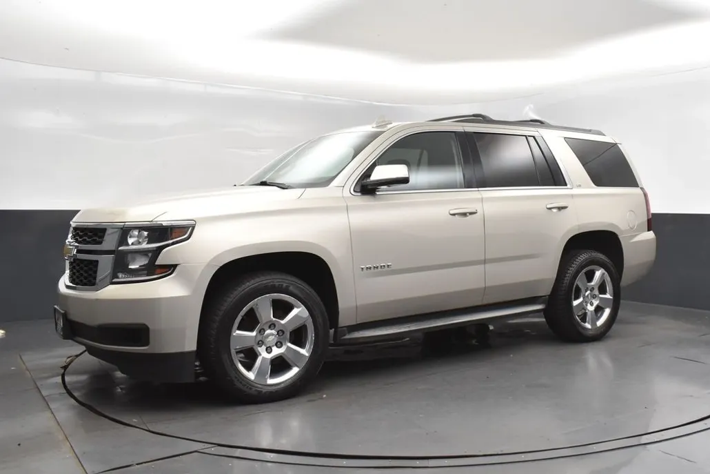 2016 Chevrolet Tahoe LS photo 1