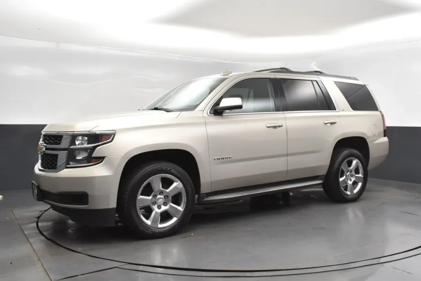 2016 Chevrolet Tahoe LS photo 1