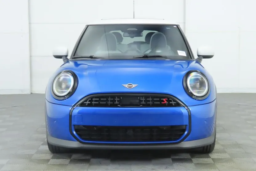 2026 Mini Cooper 2 Door Hardtop Signature photo 1