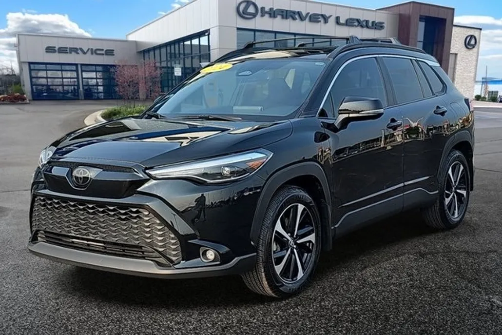2024 Toyota Corolla Hybrid XSE photo 1
