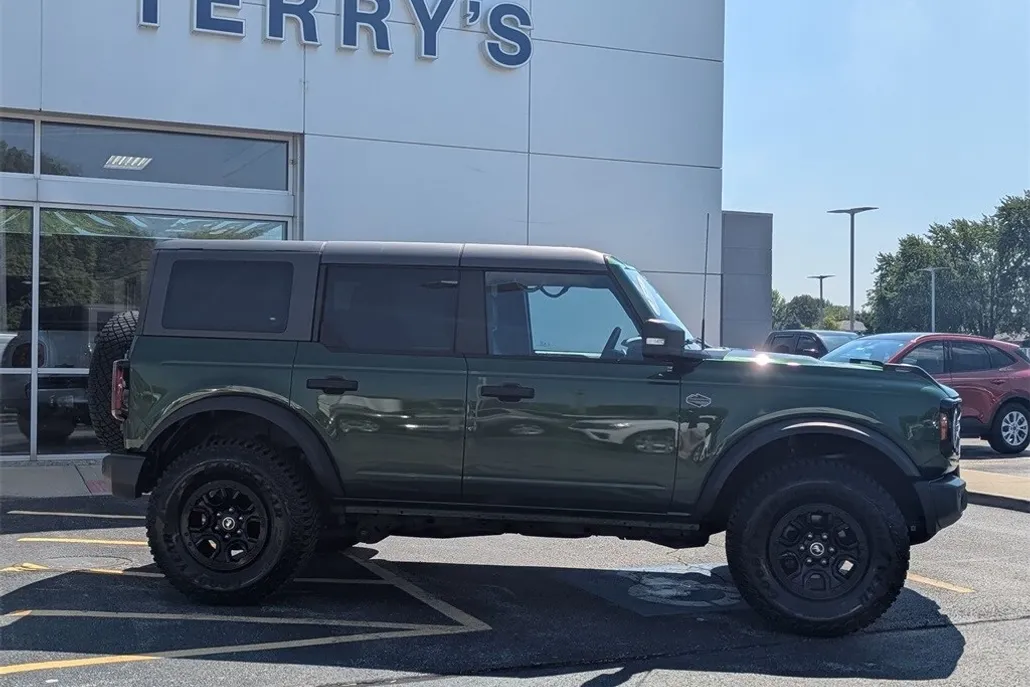 2023 Ford Bronco Wildtrak photo 1