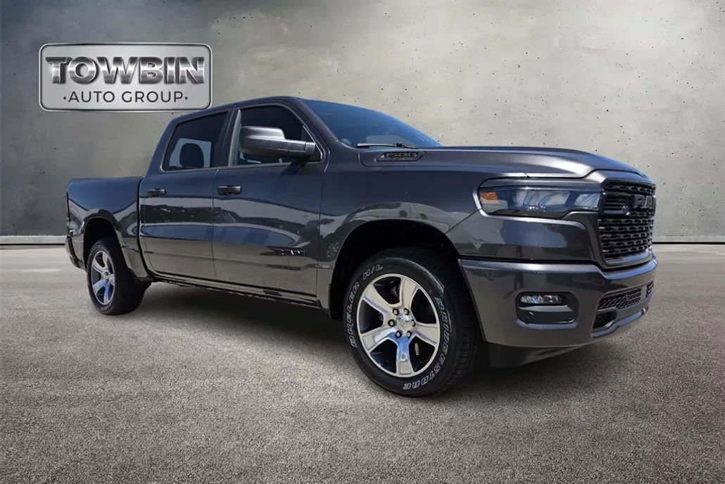 2025 Ram 1500 Tradesman photo 1