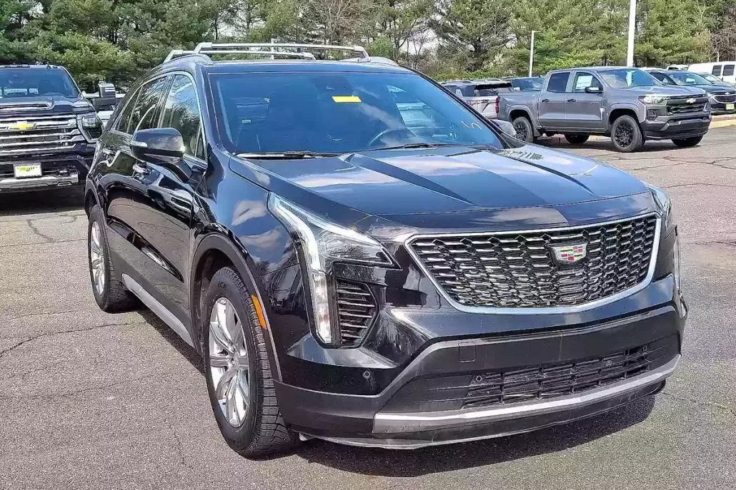 2021 Cadillac XT4 Premium Luxury photo 1