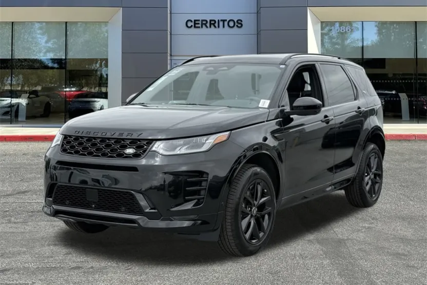 2025 Land Rover Discovery Sport SE photo 1
