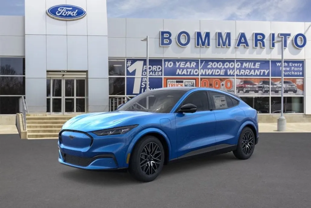 2025 Ford Mustang Mach-E Premium photo 1