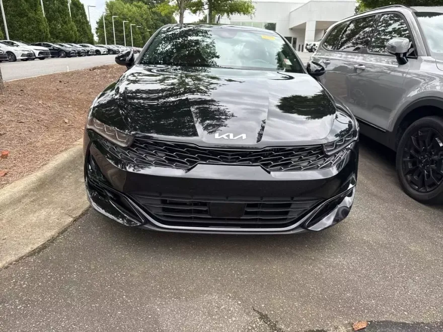 2024 Kia K5 GT-Line photo 1