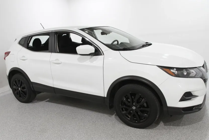 2021 Nissan Rogue Sport S photo 1