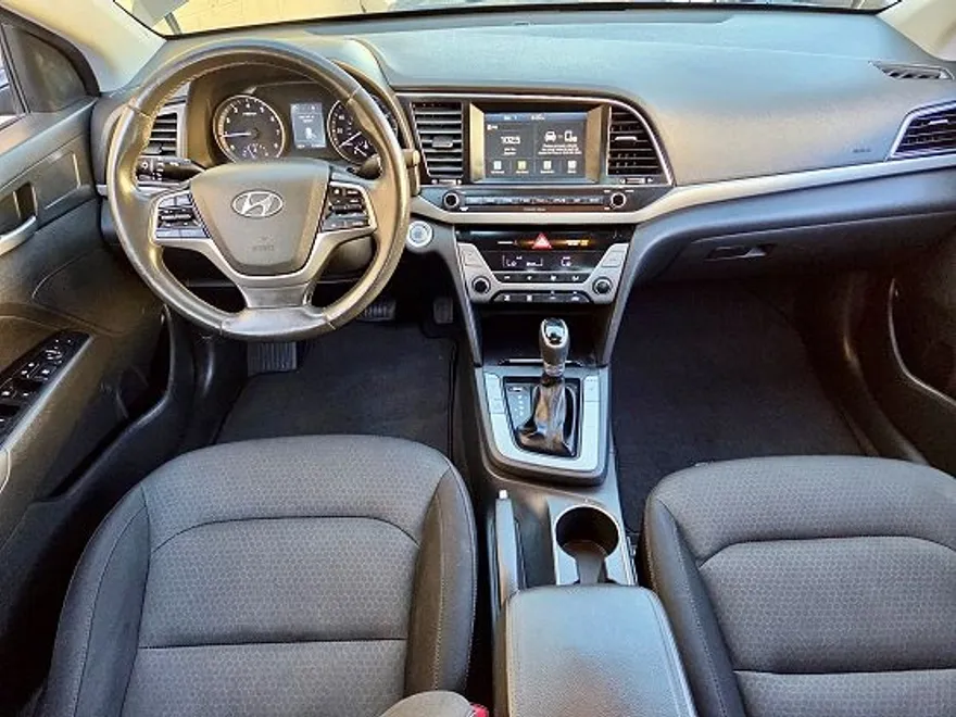 2017 Hyundai Elantra SE Tech Limited photo 1