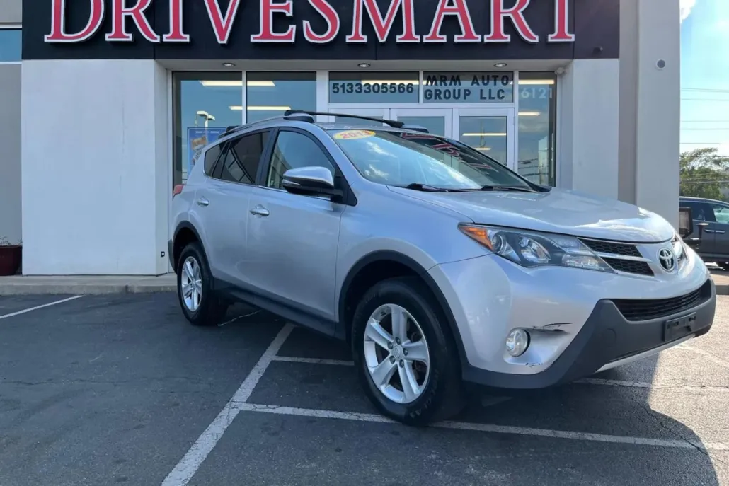 2013 Toyota RAV4 XLE Sport photo 1