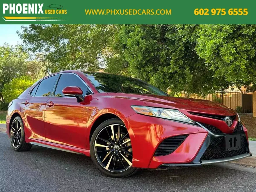 2019 Toyota Camry XSE SE photo 1