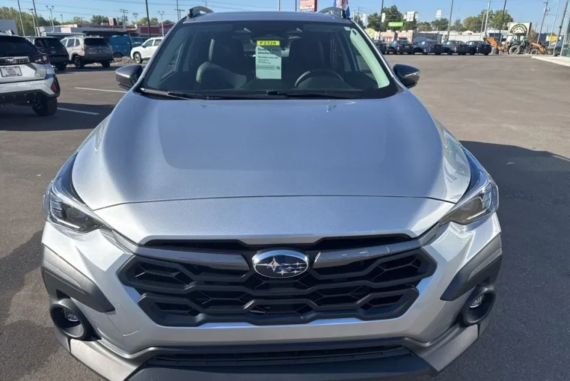 2025 Subaru Crosstrek Limited photo 1