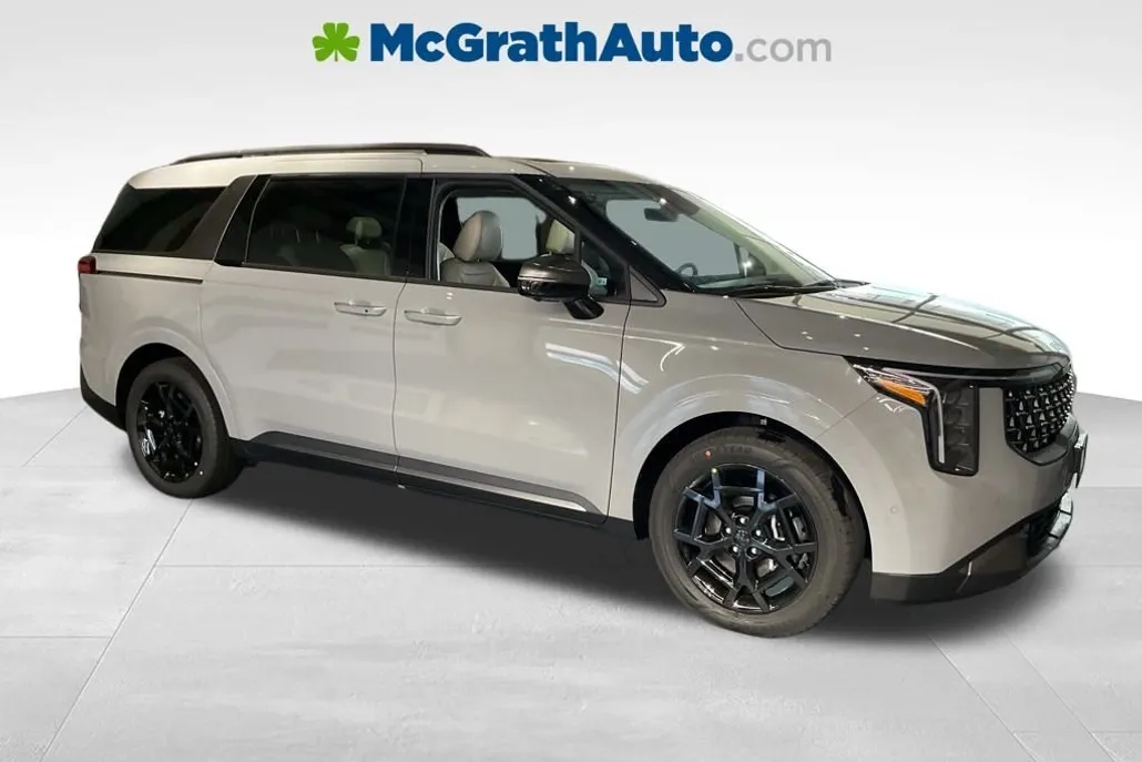 2026 Kia Carnival SX photo 1