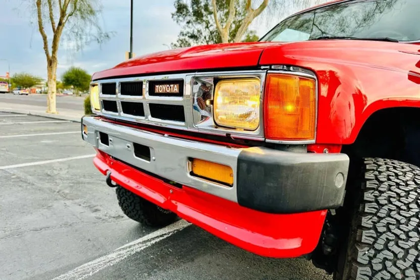 1986 Toyota 4Runner SR5 photo 1