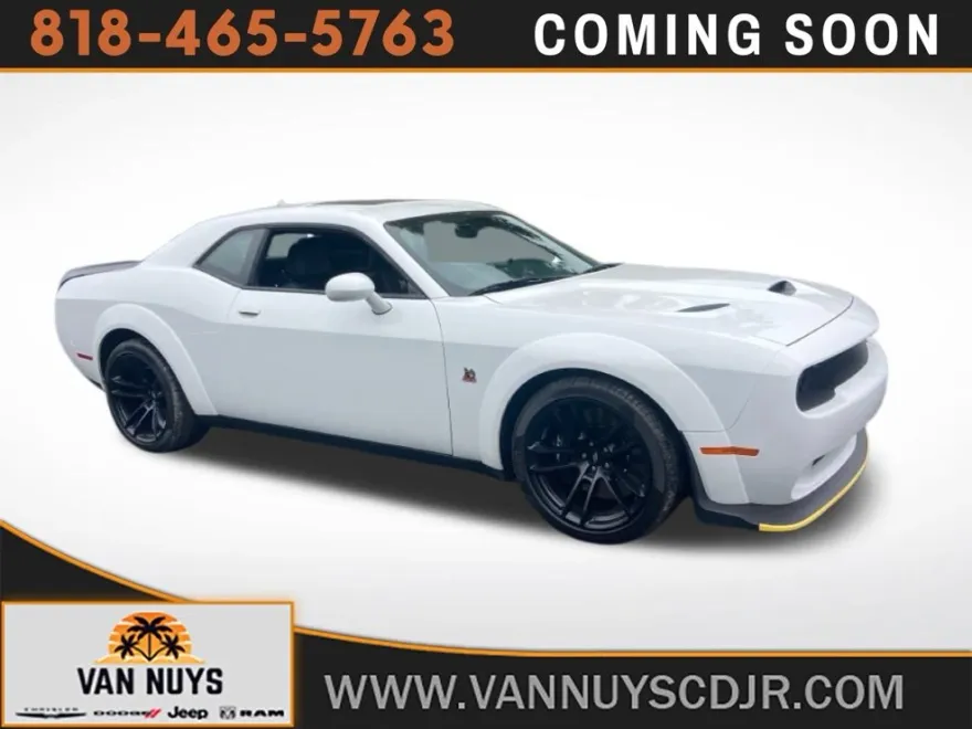 2023 Dodge Challenger R/T Scat Pack photo 1
