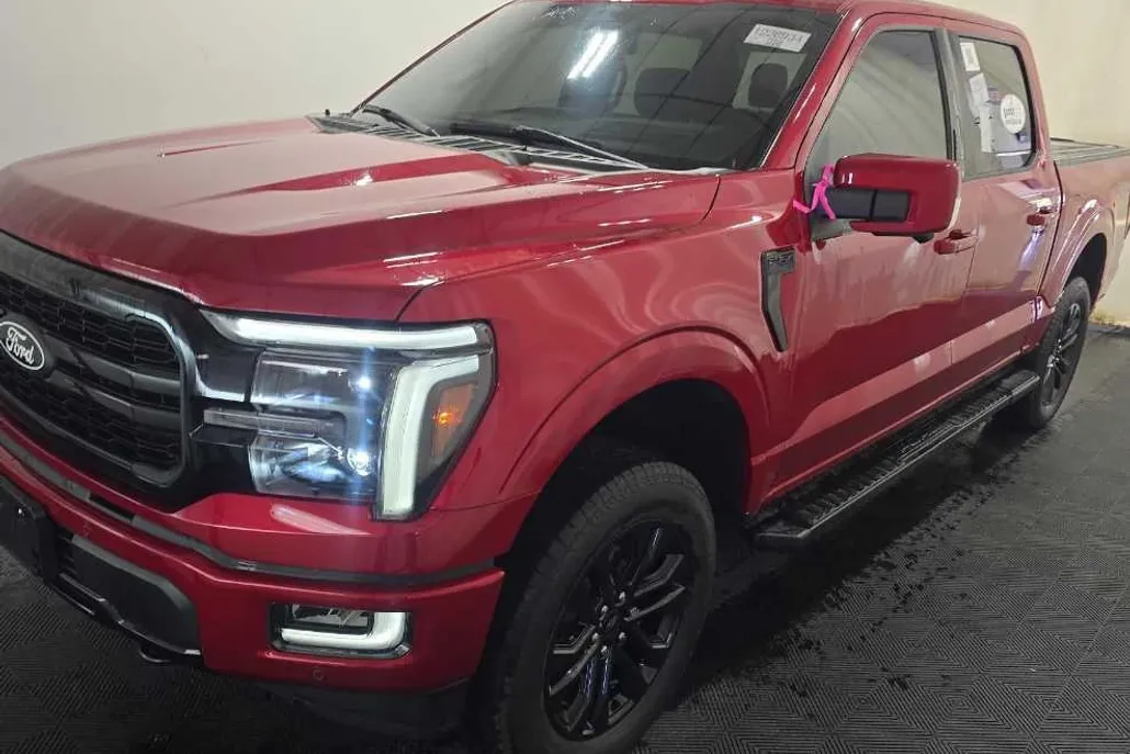 2024 Ford F-150 Lariat photo 1