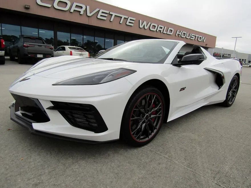 2023 Chevrolet Corvette 70th Anniversary Edition 3LT Z51 Convertible photo 1