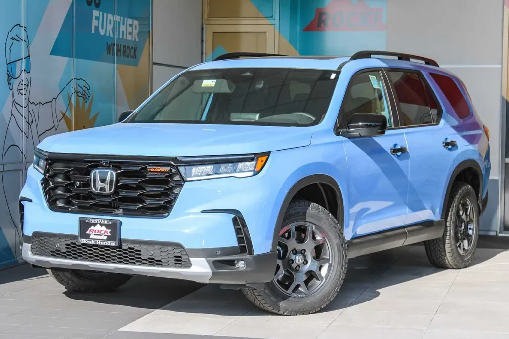 2025 Honda Pilot TrailSport photo 1