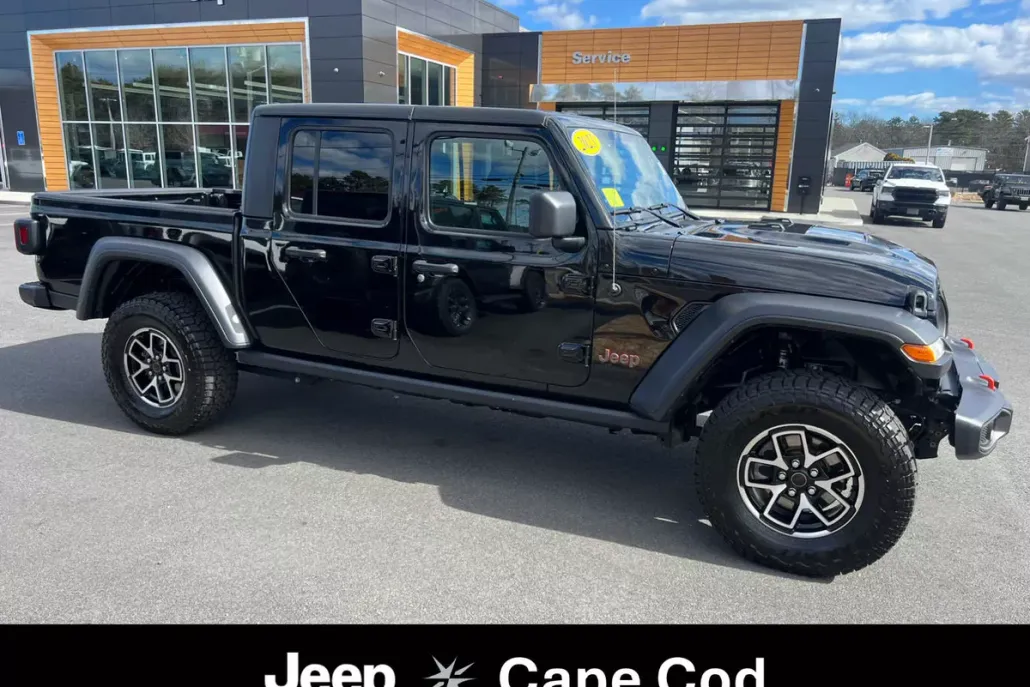 2023 Jeep Gladiator Mojave photo 1
