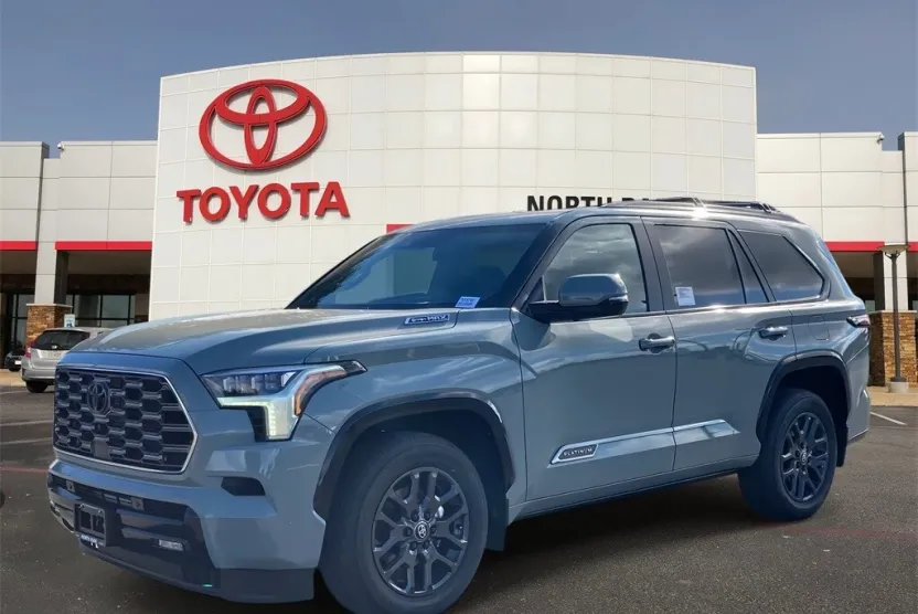 2026 Toyota Sequoia Platinum photo 1