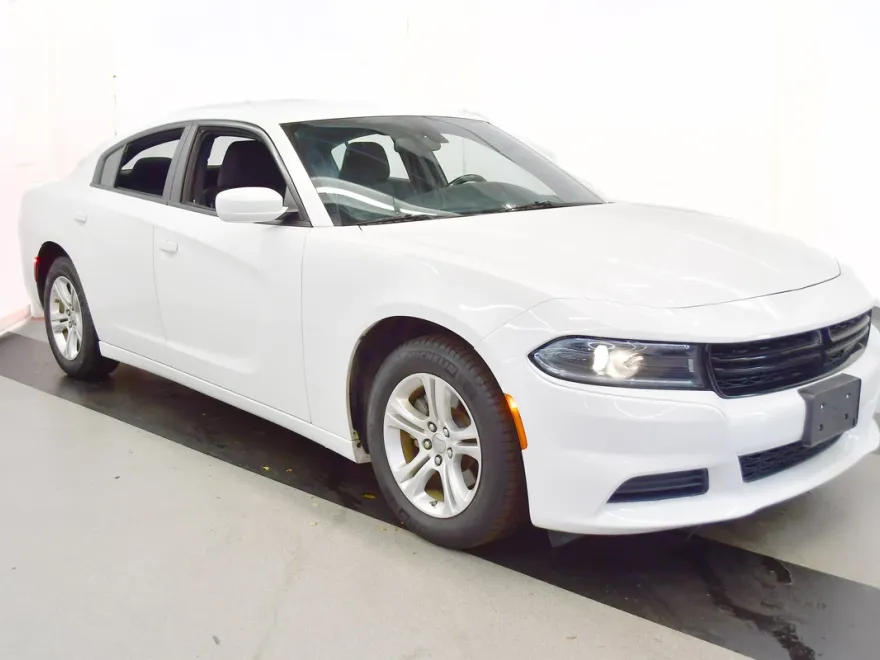 2022 Dodge Charger SXT photo 1