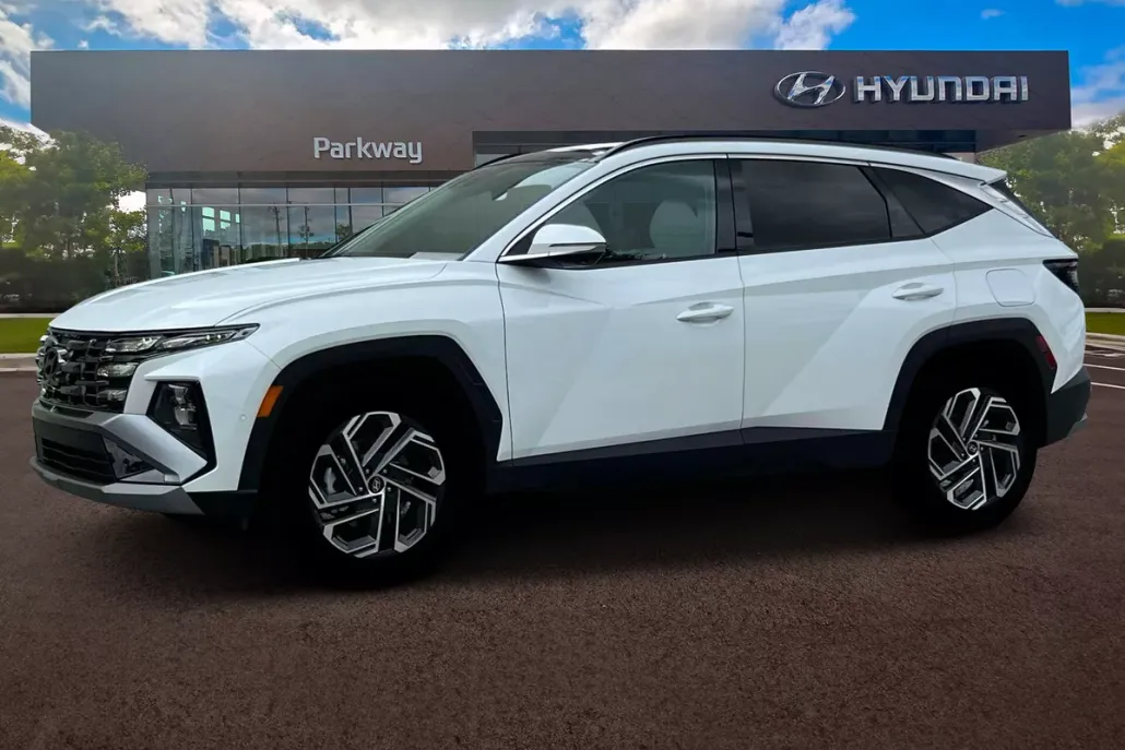 2025 Hyundai Tucson Hybrid Limited photo 1