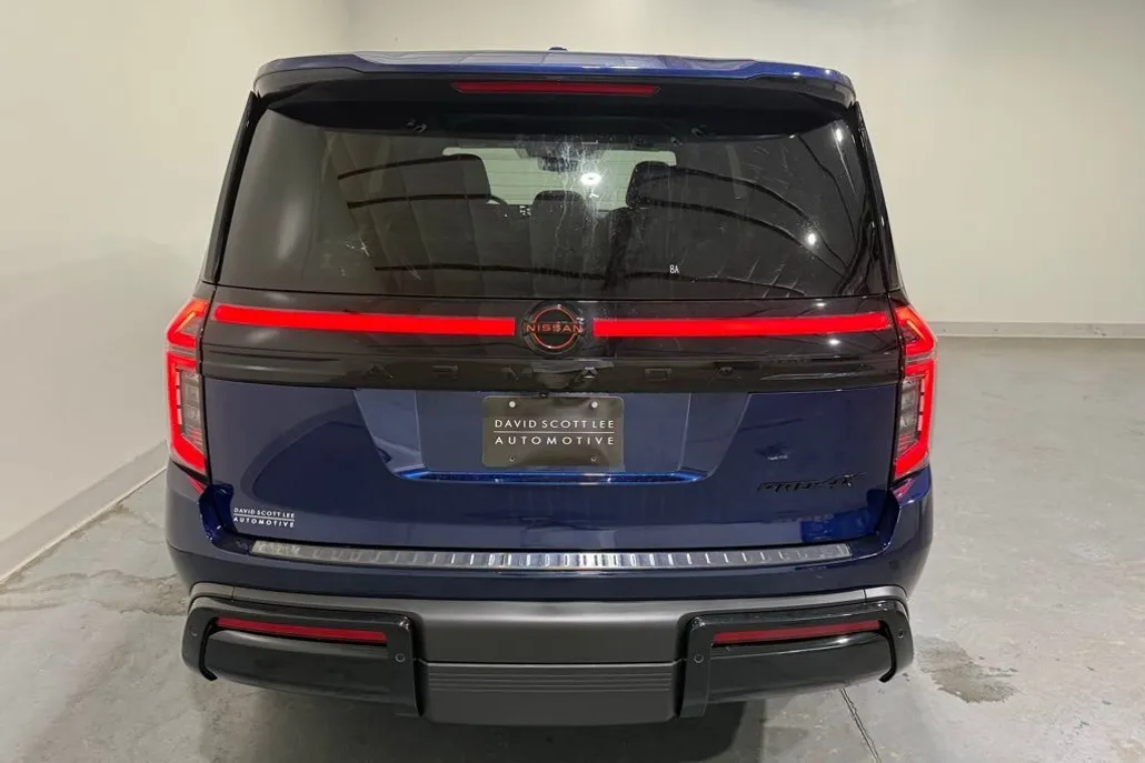 2025 Nissan Armada photo 1