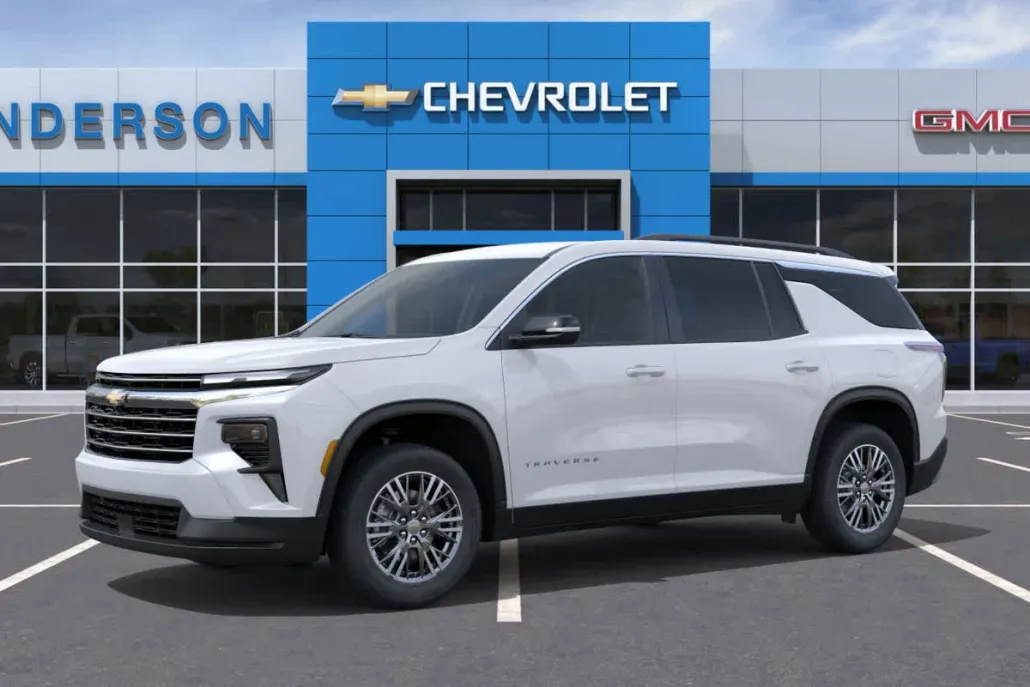 2026 Chevrolet Traverse photo 1