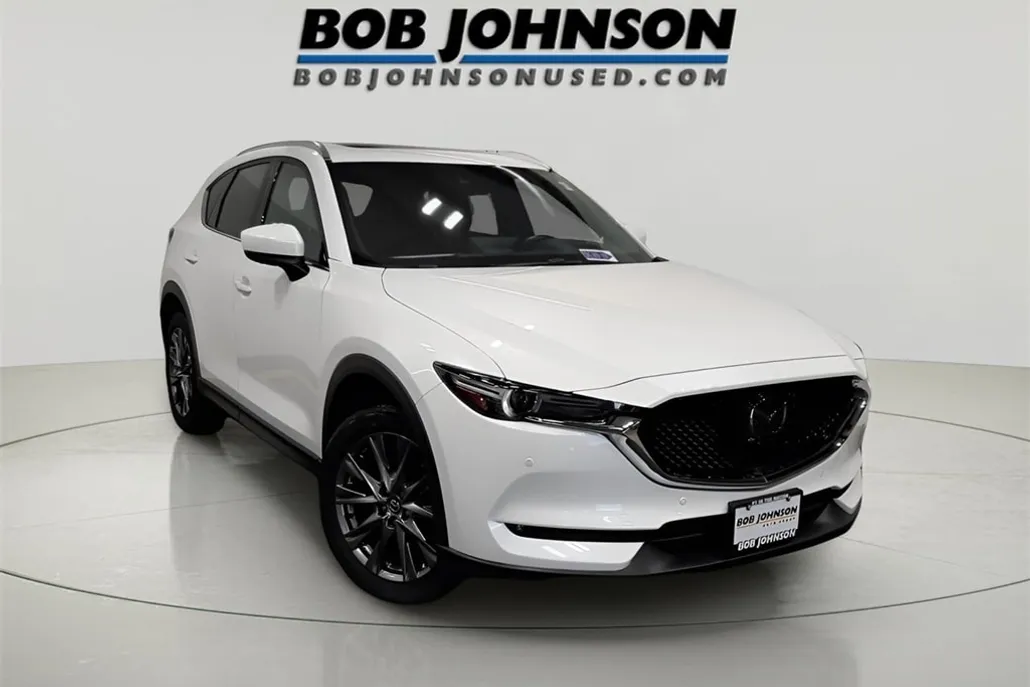 2021 Mazda CX-5 Signature photo 1