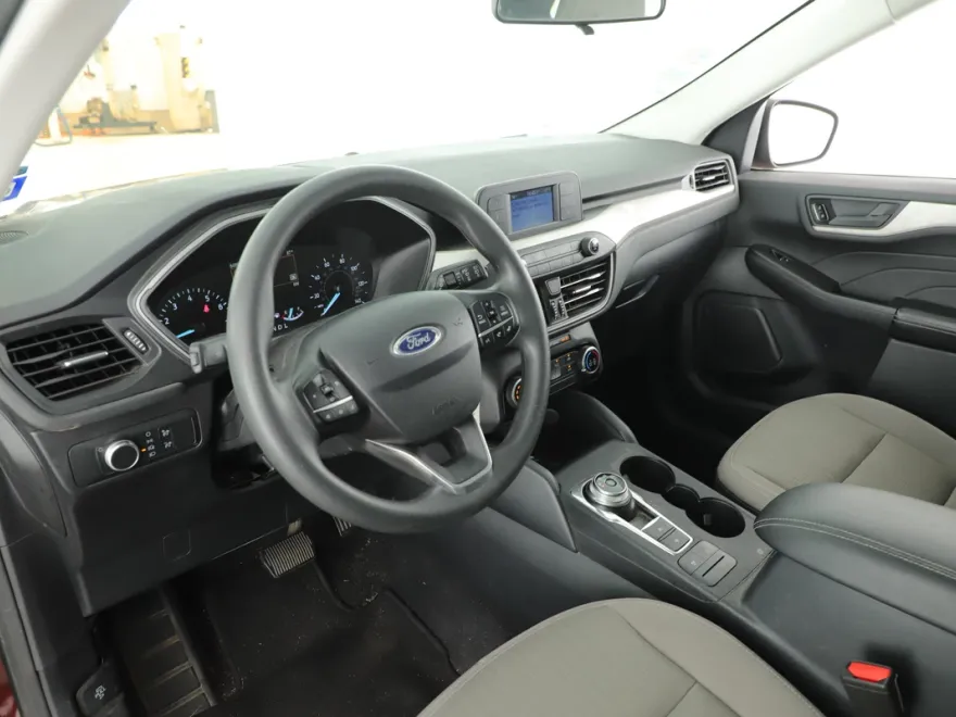 2021 Ford Escape S photo 1