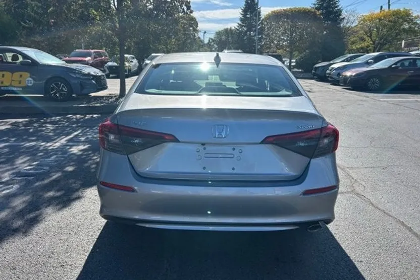 2024 Honda Civic Sport photo 1