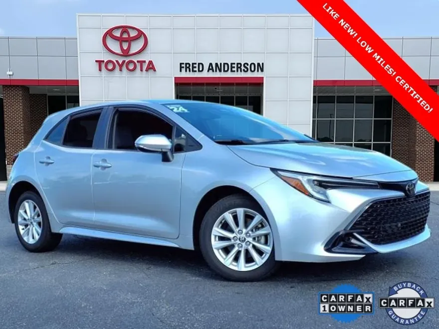 2024 Toyota Corolla SE photo 1