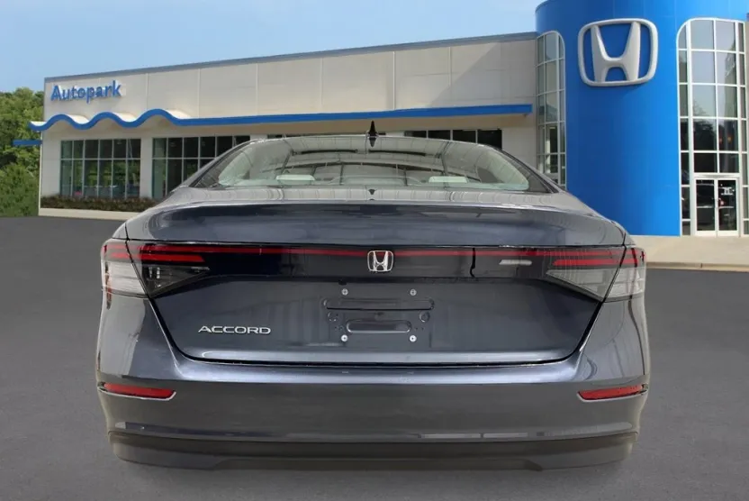2025 Honda Accord SE photo 1