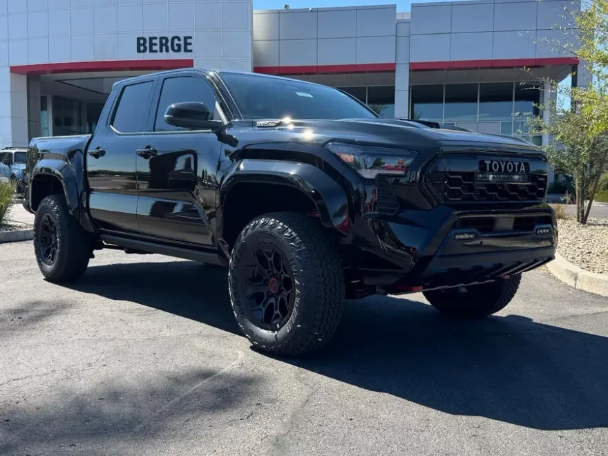 2025 Toyota Tacoma TRD Pro Double Cab photo 1