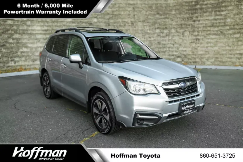 2017 Subaru Forester 2.5i Premium photo 1
