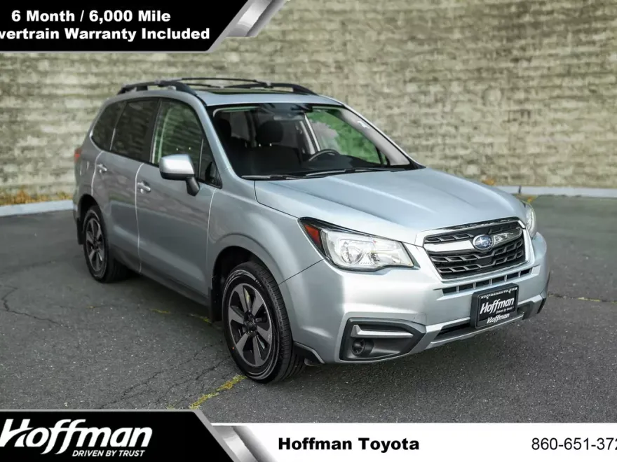 2017 Subaru Forester 2.5i Premium photo 1