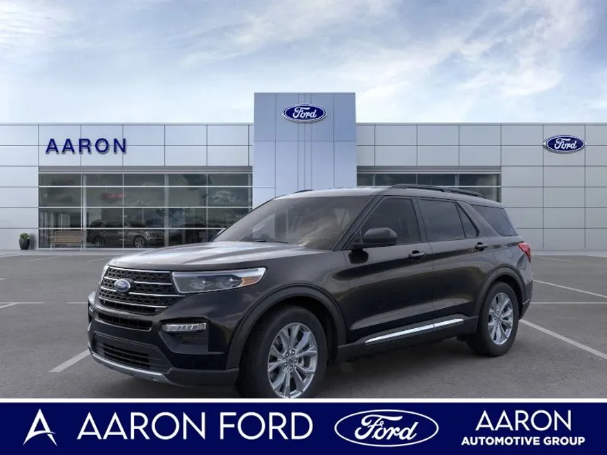 2024 Ford Explorer XLT photo 1