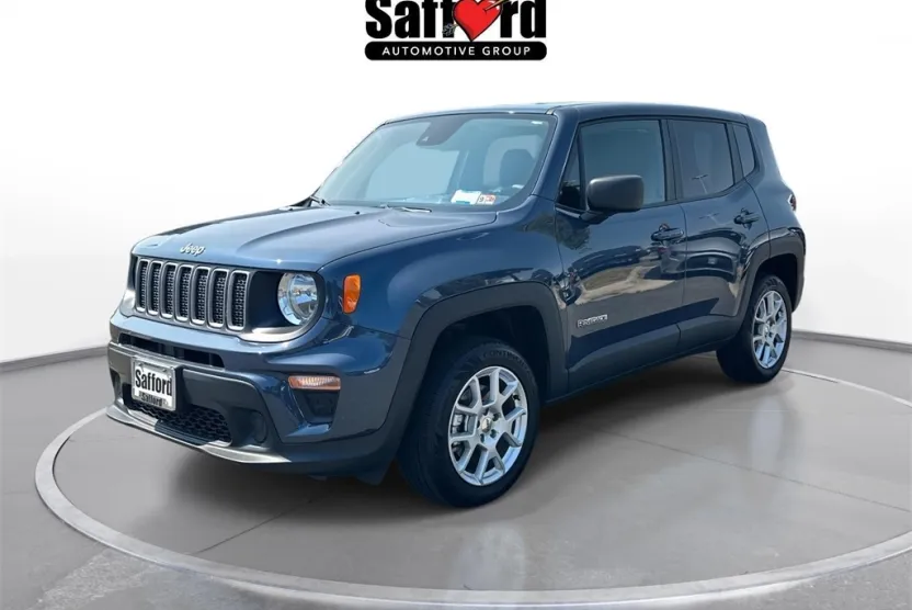 2023 Jeep Renegade Latitude photo 1
