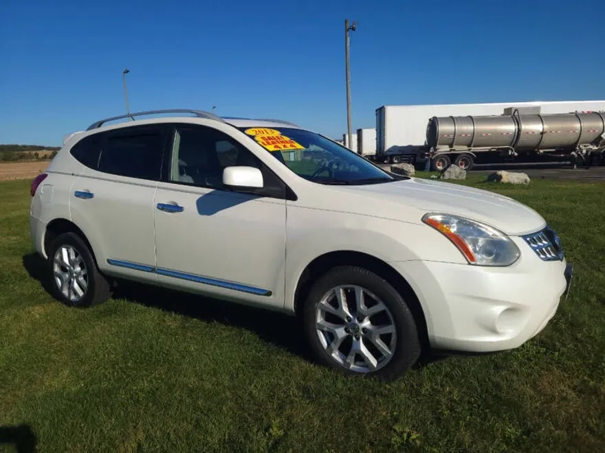 2013 Nissan Rogue SV SL photo 1