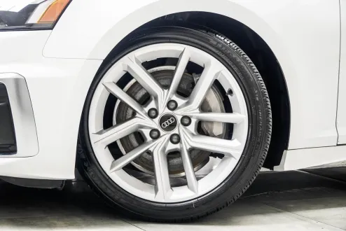 2024 Audi A5 S line Premium Plus 45 TFSI Quattro photo 3