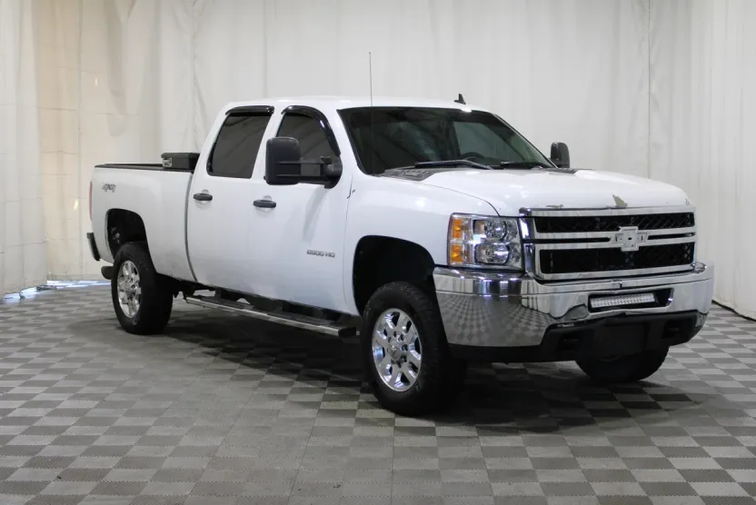 2011 Chevrolet Silverado 2500HD LT photo 1