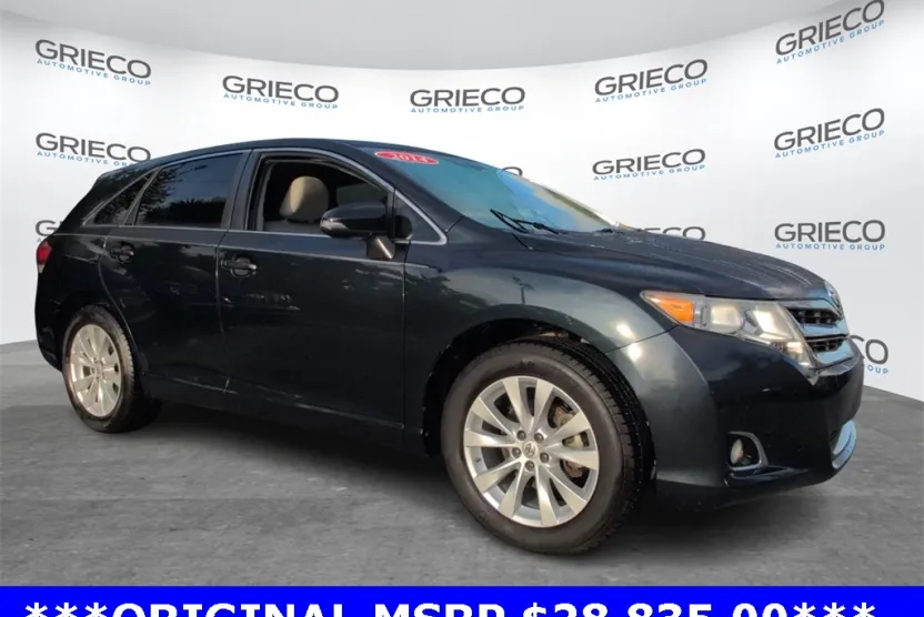 2014 Toyota Venza LE photo 1