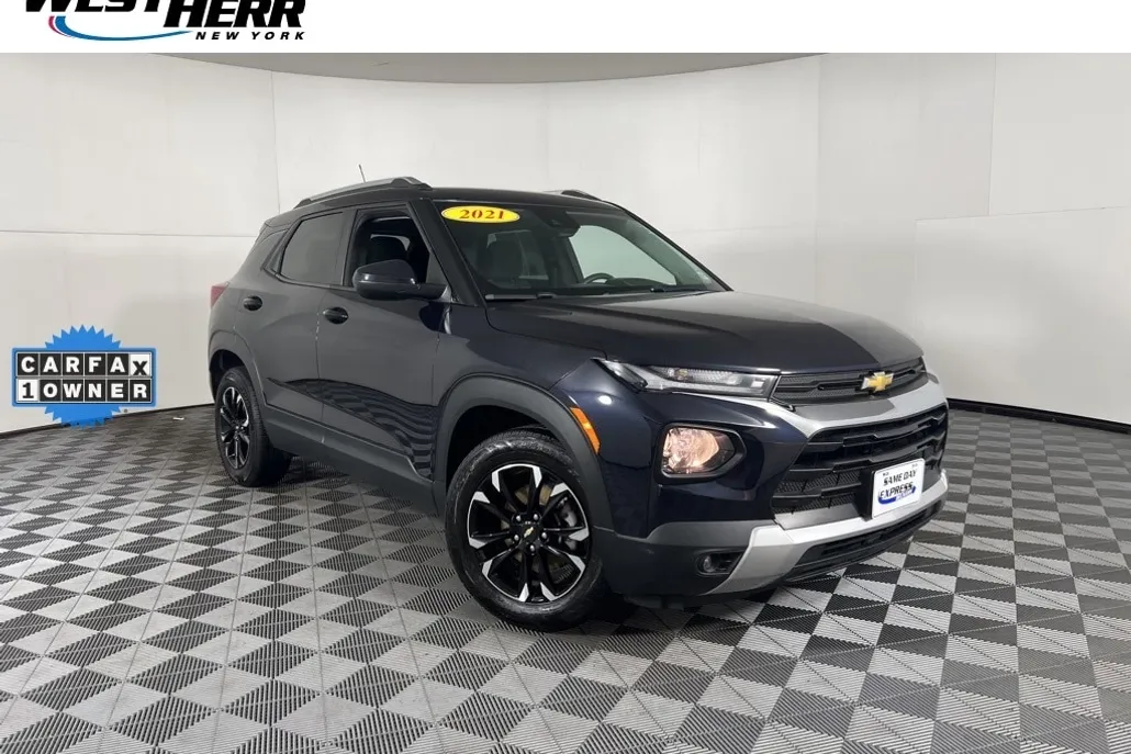 2021 Chevrolet Trailblazer LT photo 1