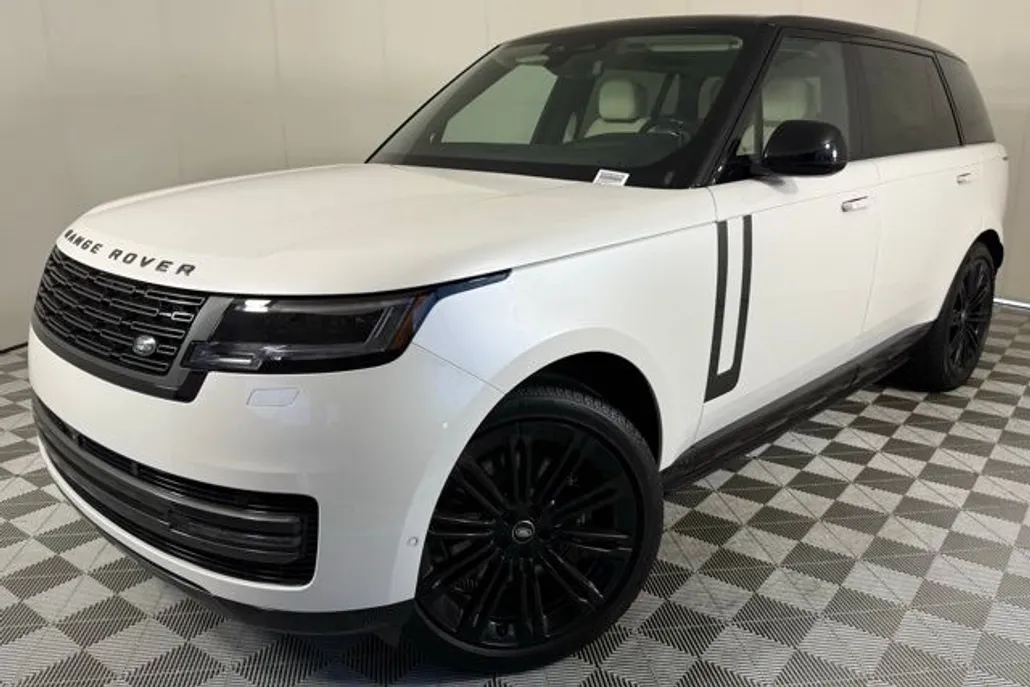 2025 Land Rover Range Rover SE photo 1